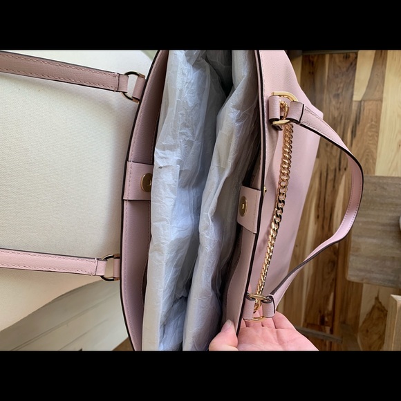 NWT Michael Kors Tote - Picture 5 of 8